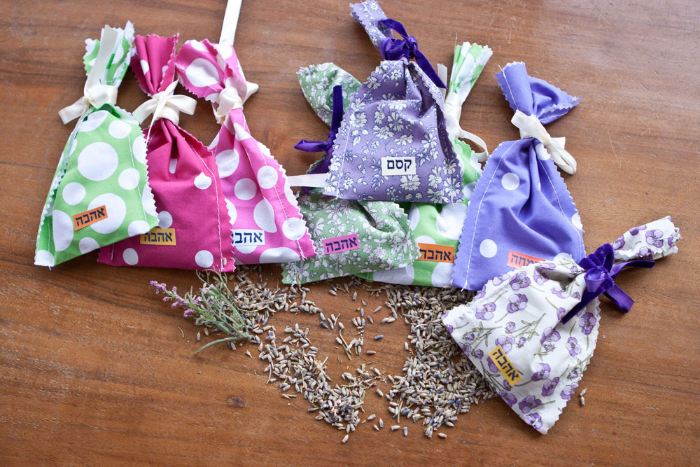 לשימוש הכתבה בלבד שקיות ריחניות שיעור מלאכה