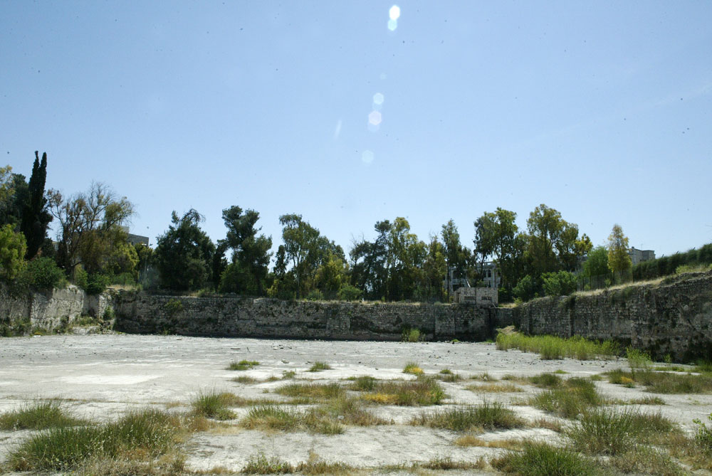 בריכת ממילא