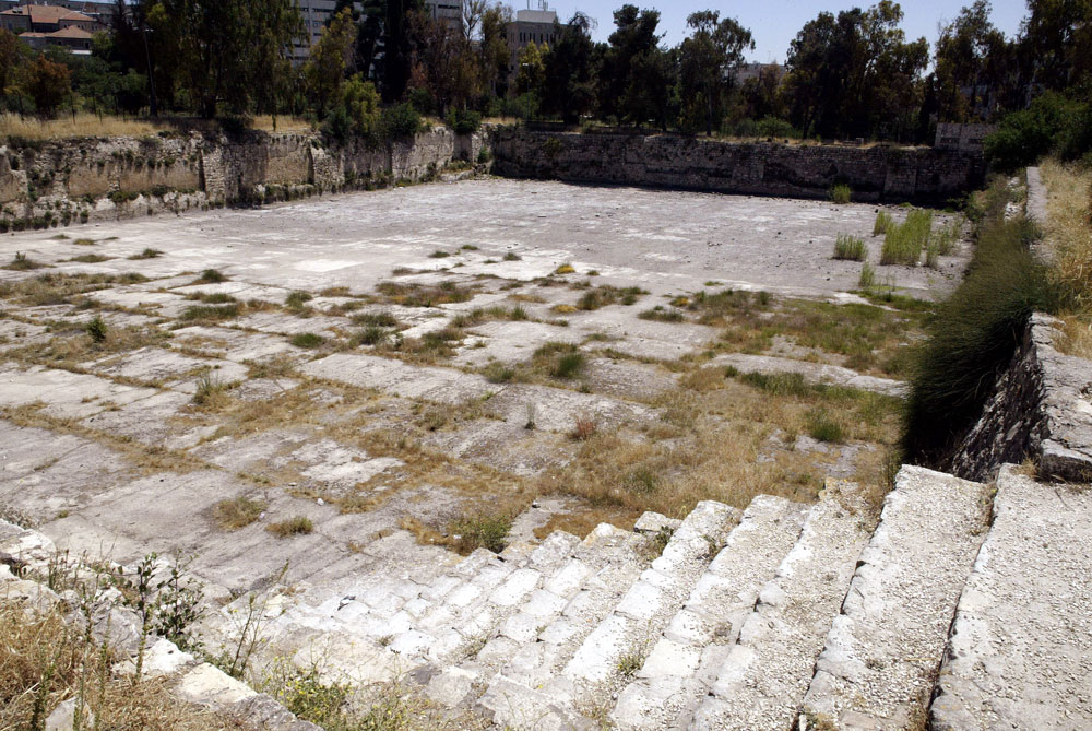 בריכת ממילא