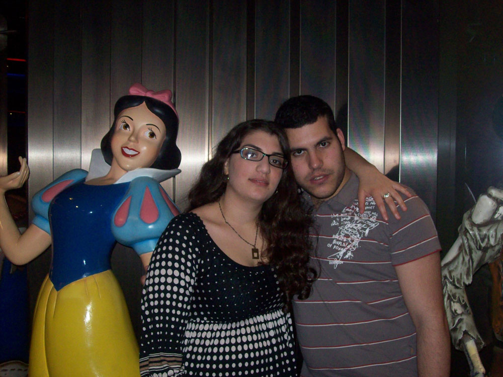 לשימוש בכתבה בלבד ים מאור מאה סיפורי אהבה