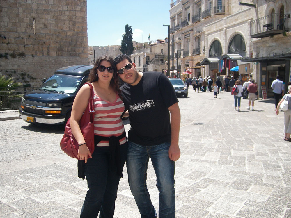 לשימוש בכתבה בלבד ים מאור מאה סיפורי אהבה