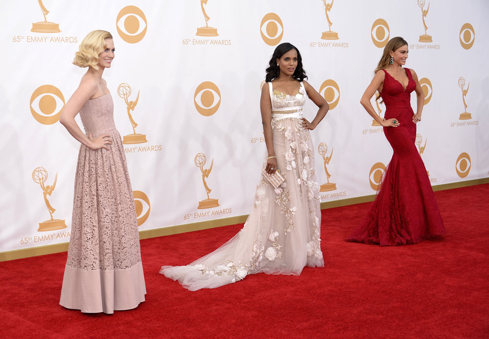 שטיח אדום פרסי האמי 2013 ג'נוארי ג'ונס סופי ורגרה קרי וושינגטון