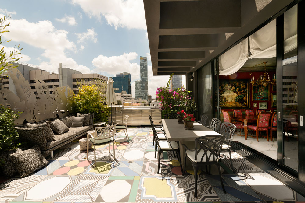 רבקה סרור דירה תל אביב