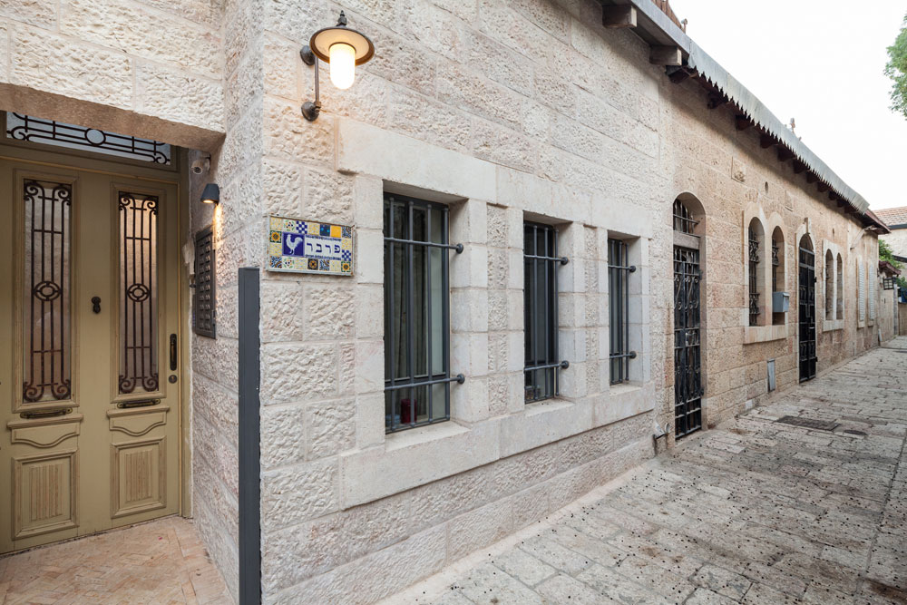 מיכל דלה פרגולה טליה פרבר בתים מבפנים ירושלים ימין משה