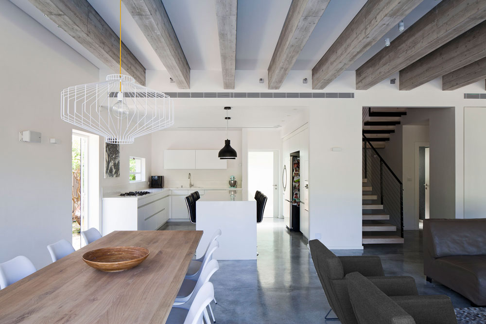 יעקבס יניב בית הרצליה