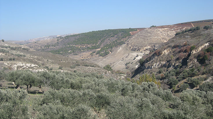טיול מגפיים מושלם. גוש חלב לשימוש הכתבה בלבד תצפית על גוש חלב