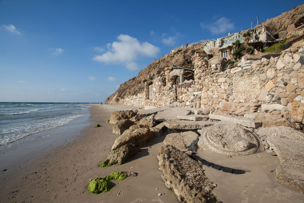 בית המערה ניסים כחלון חוף סידני עלי
