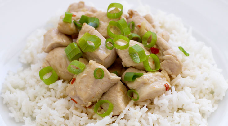 חזה עוף בחלב קוקוס ובוטנים שלב 5