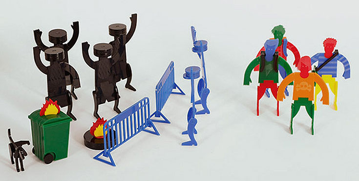 צעצועי הפגנות שי לניר עדי ורבין DVIVO DESIGN 