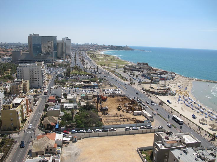 sea one נוף מדירה טיפוסית לכיוון דרום יפו העתיקה הדולפינריום 