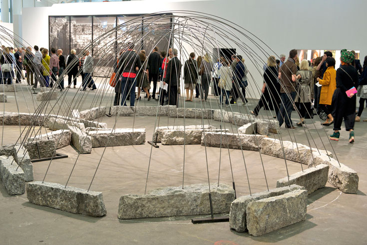 74 צעדים מריו מרץ גלריה טשודי שוויץ ארט באזל ארט בזל 