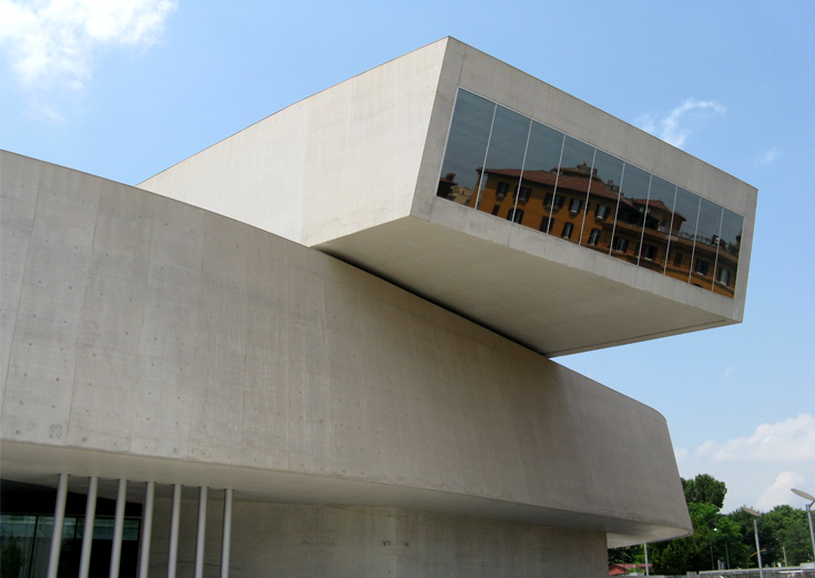אחד הלהיטים של חדיד: מוזיאון MAXXI ברומא. אטרקציה בעיר שמקדשת את העבר הרחוק זאהה חדד מוזיאון maxxi רומא