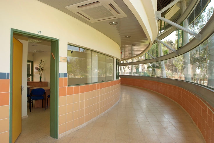 בית הספר השקוף יצחק שמיר חולון