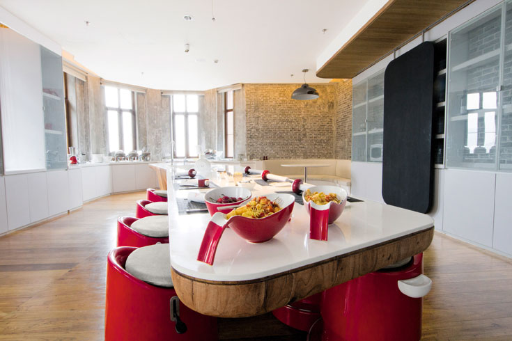 מלון בוטיק סווטש SWATCH