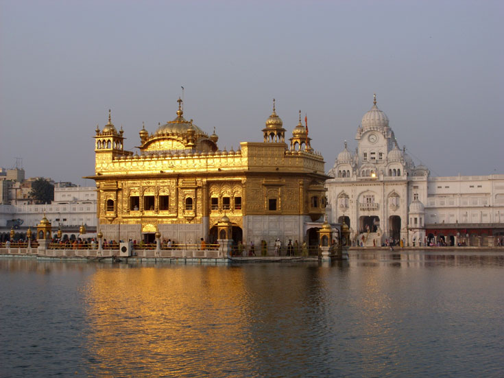 The Harmandir Sahib Golden Temple india מקדש הזהב הודו
